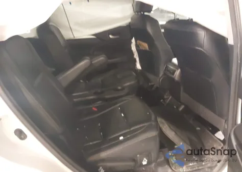 2018 Toyota Highlander Xle z USA, uszkodzony, nr VIN 5TDJZRFH3JS547970